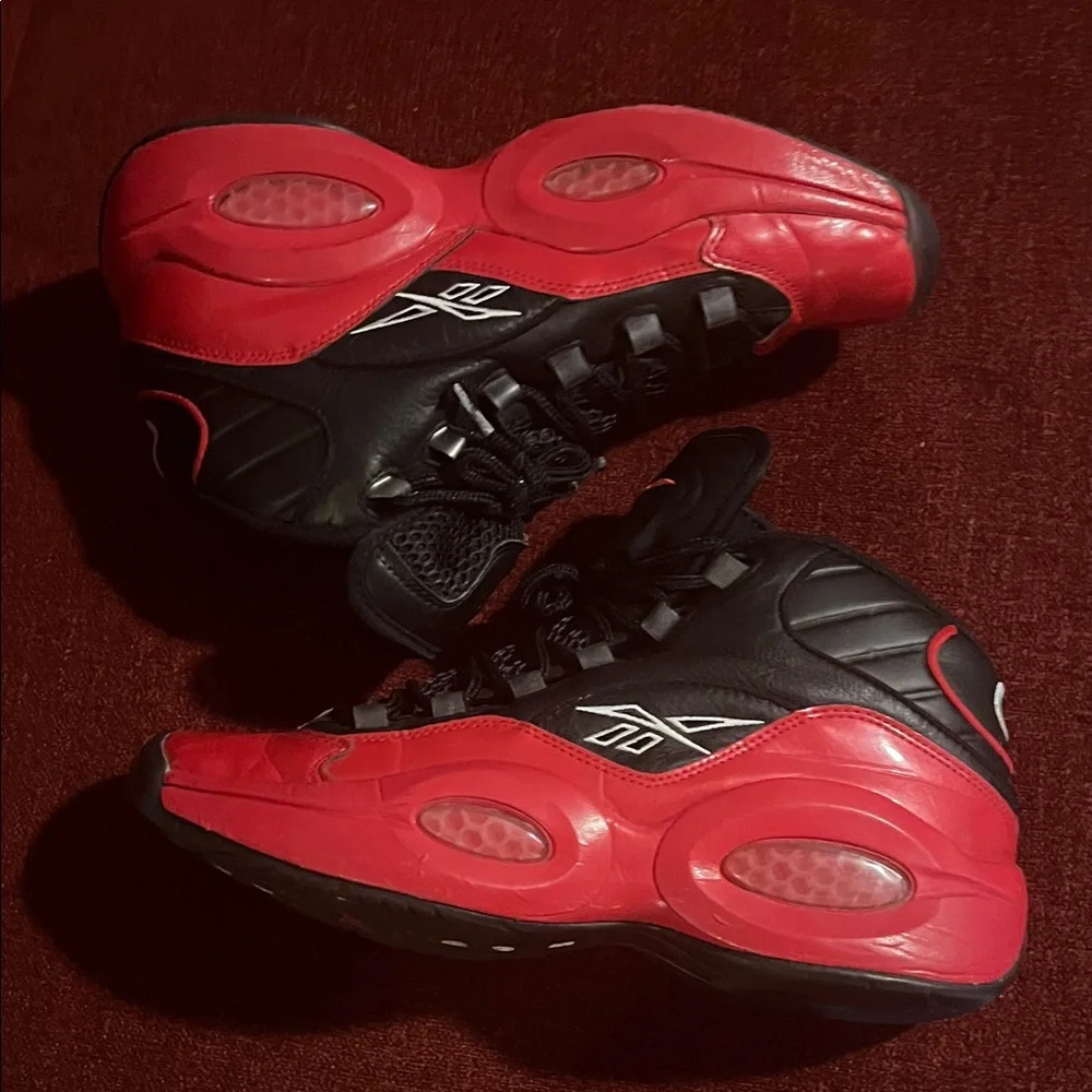 Reebok Black and Red Athletic Shoes - Picture 5 of 6